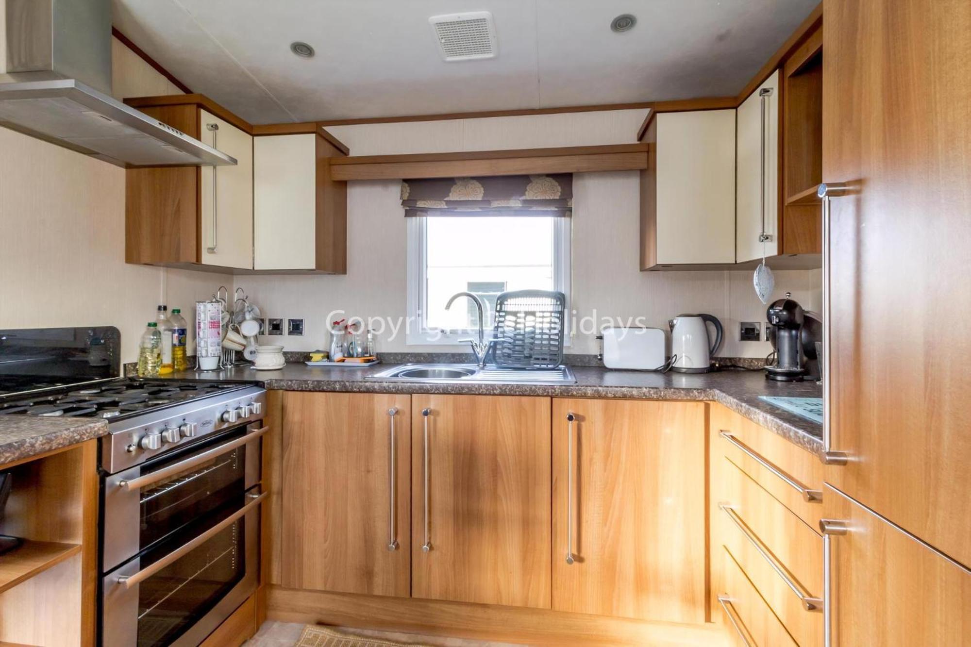 Lovely Caravan For Hire With Decking At Skipsea Sands In Yorkshire Ref 41015Wf Barmston Exteriér fotografie